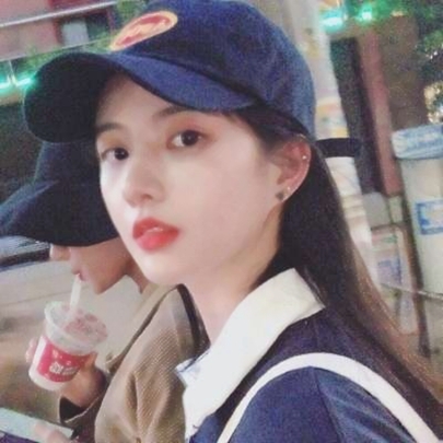 混网干净女生头像合集 20张高清好看的女生头像资源