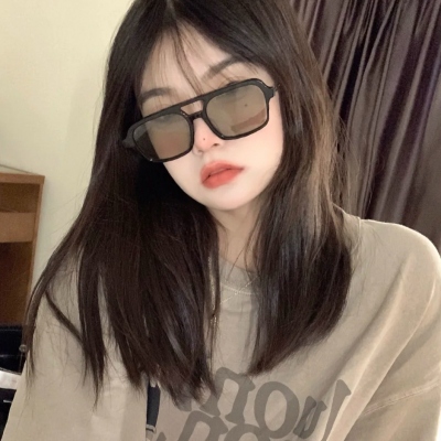 热门真人女生头像合集 10张精选