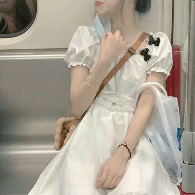 13张温柔干净的女生真人头像分享