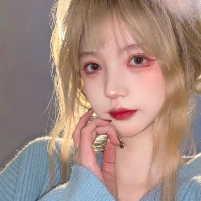 女生真人高清头像 一共10张可挑选