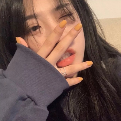 女生干净精致QQ头像 16张高清图