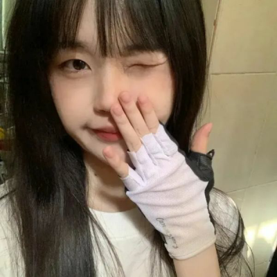 一眼心动的真人女生头像 10张合集