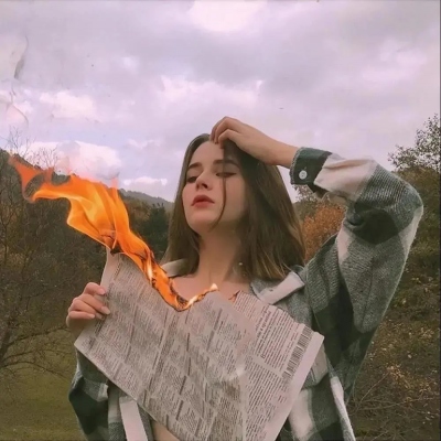 15张欧美风酷飒女生真人网图头像