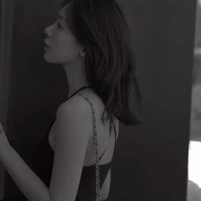 10张高清个性女生微信头像 氛围感拉满