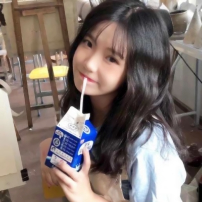 27张治愈感拉满！阳光大笑的女生高清头像合集