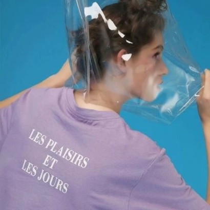 当下热门的女生欧美QQ头像 共8张