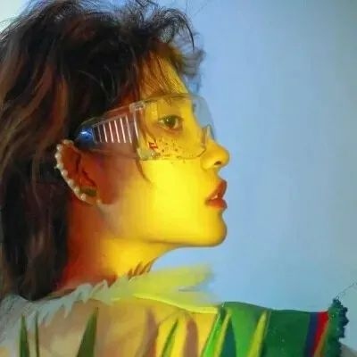 超火的霸气社会感女生头像来了，一共7张超酷图