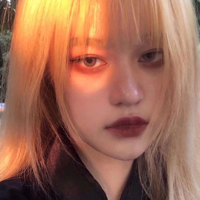 成熟有内涵的漂亮独立女性头像合集 共19张