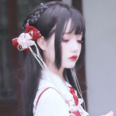 35张氛围感真人女生头像 意境感拉满的美女头像素材