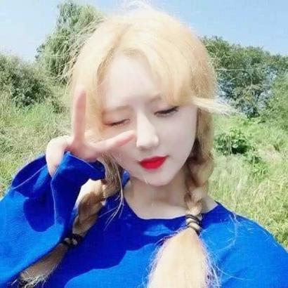 14张高清帅气女生头像 又酷又飒的时尚头像合集