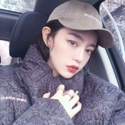 高冷御姐风女生头像 喜欢御姐路线的看过来（共14张）