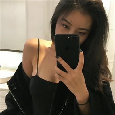 31张高清时尚大气女生头像 好看又百搭的头像合集