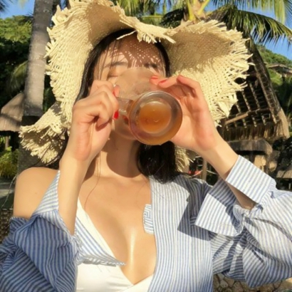 10张清新感拉满的闺蜜一左一右头像 高清好看直接存