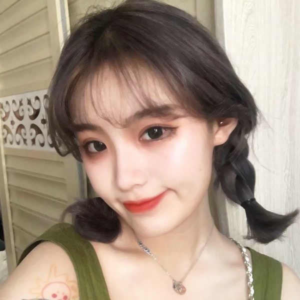 24张超清甜美系女生头像 网图素材分享