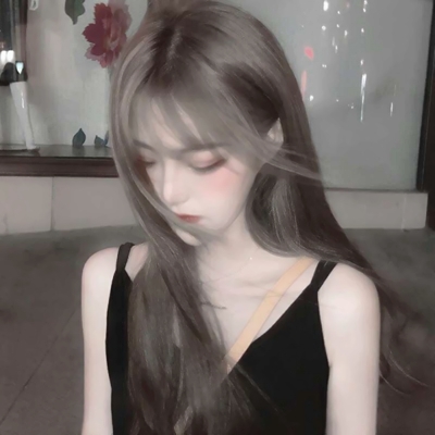 女生忧愁微信头像合集：每一张都藏着让人心疼的伤感情绪