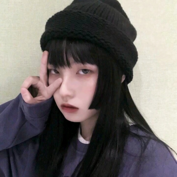 超酷女生戴帽子头像合集 22张霸气高清头像图