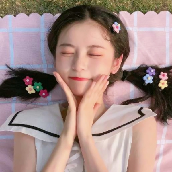 超高清好看的优秀女生头像合集 27张优质女生头像分享