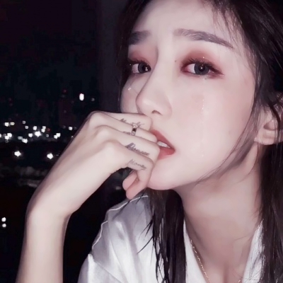 26张精致闺蜜双人头像！高清好看的女生姐妹头合集