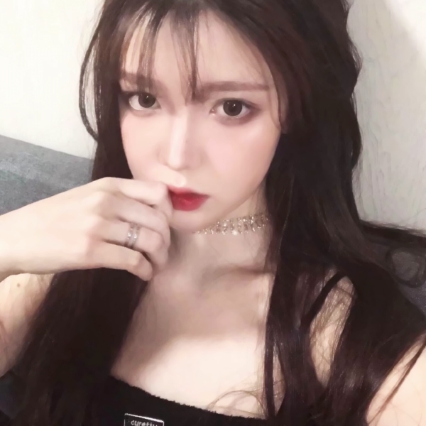 34张超飒御姐风玩网女头 高清霸气感直接拉满