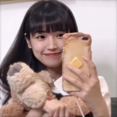 超火高清女生头像合集 共18张