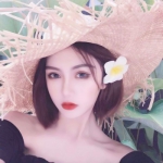 16张高清有气质戴帽女生头像 唯美氛围感拉满