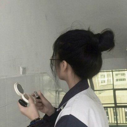 19张高清韩范丸子头女生背影头像 适合当微信头像