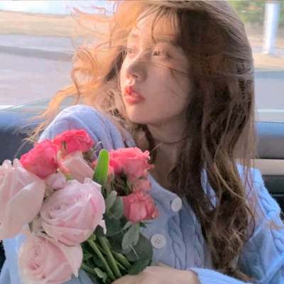 能招好运的真人女生头像合集，一共12张