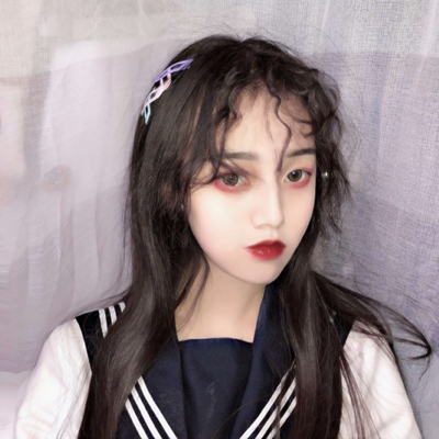 24张高清好看的JK制服女生头像合集