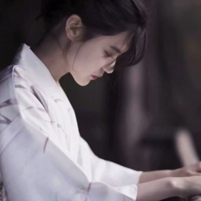 女生清冷伤感头像合集 16张冷淡风酷感女生头像