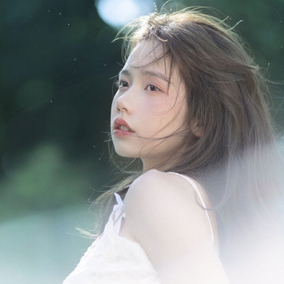 超火的清新真人女生头像合集 一共11张高清图