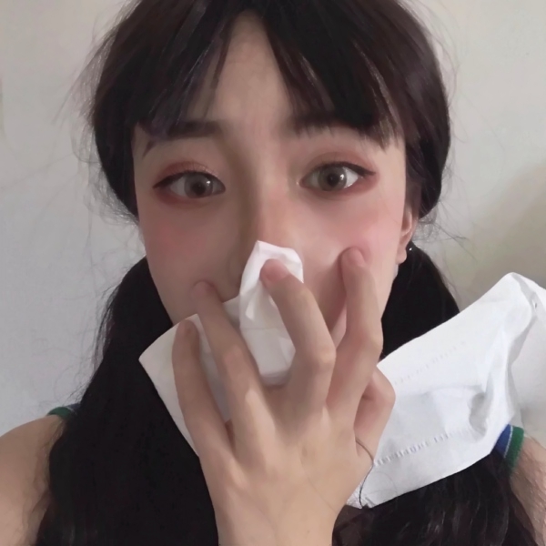 24张超清甜美系女生头像 网图素材分享