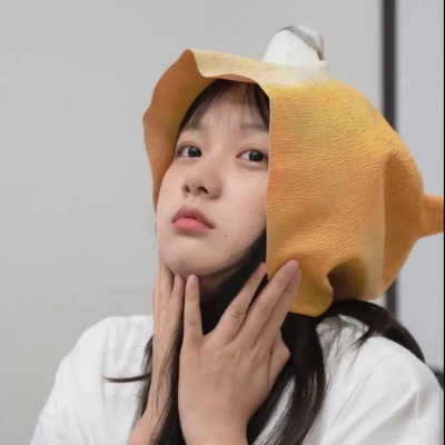 女生真人版好看的高清头像 14张合集来了