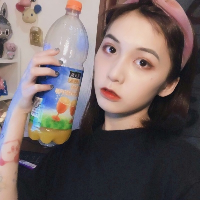 36张高清活泼青春女生头像合集