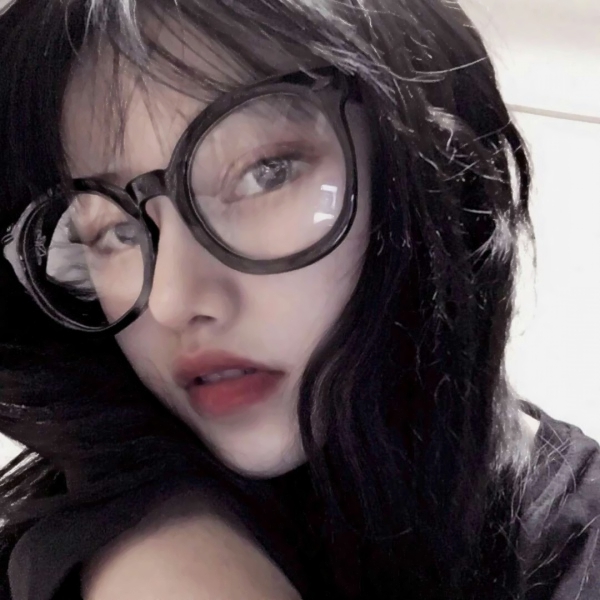 30张高清好看女生头像 各种风格任你挑