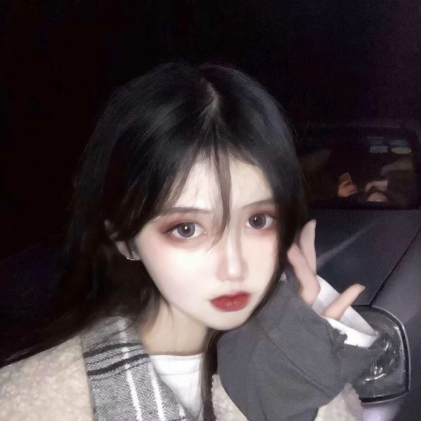 14张高清露脸御姐风闺蜜头像 好看又实用