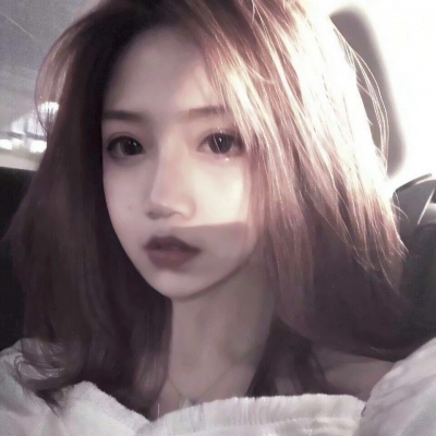 超酷！16张个性染发社会女生头像合集