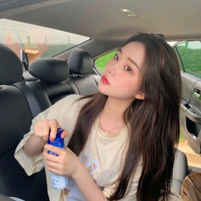 20张气质清新的女生微信头像，快存起来用