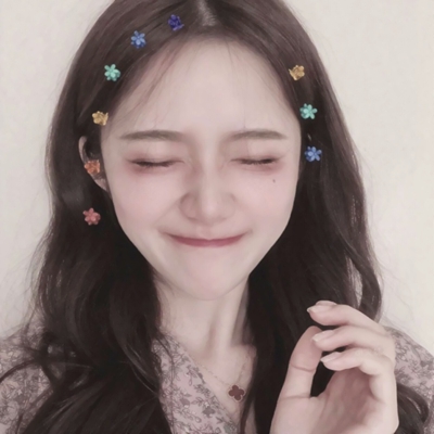 女生忧愁微信头像合集：每一张都藏着让人心疼的伤感情绪