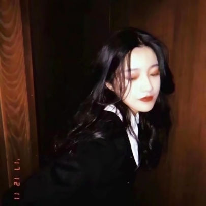 17张高清真人小姐姐头像 好看的女生头像合集