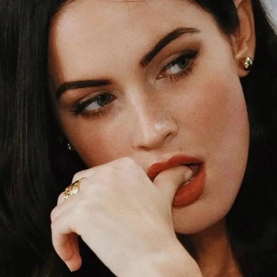 15张欧美风酷飒女生真人网图头像