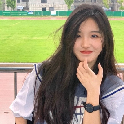 全网爆火的高清网红女生头像 10张合集