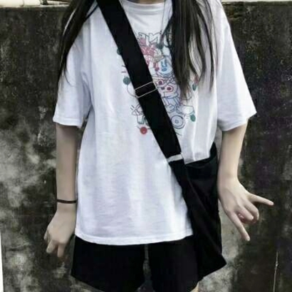 36张高清不露脸女生部位酷头像 干净氛围感拉满