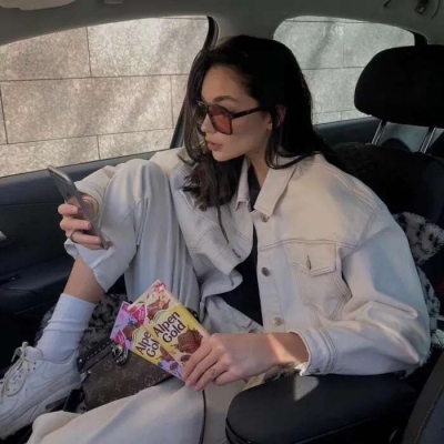 18张超酷真人女生微信头像合集 直接用不踩雷