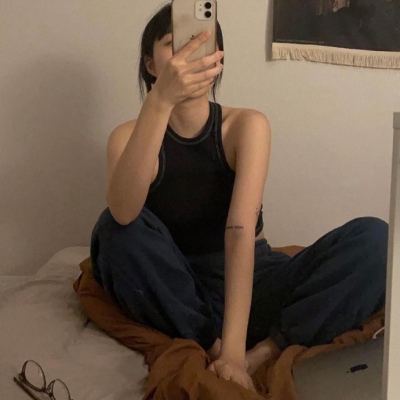 超火的女生挡脸高清头像 一共9张漂亮网图