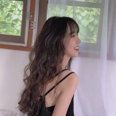 超火的微信女生头像来啦！这里有12张高清图可以用