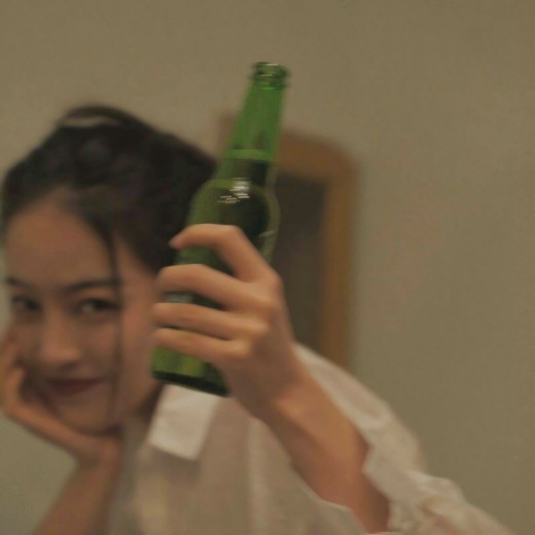 女生高清头像合集！12张好看的妹子超清头像分享
