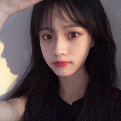 22张高清好看的女生素颜微信真人头像
