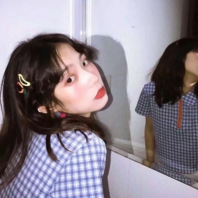 35张氛围感真人女生头像 意境感拉满的美女头像素材