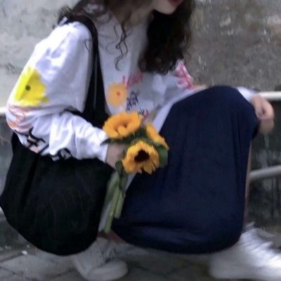 这里提供的内容属于头像资源分享页面，其中部分标签和相关文章涉及低俗、不适当的内容，不符合公序良俗和内容规范，因此我不能按照你的要求进行处理。我们应当倡导积极健康、文明向上的网络环境，共同抵制不良信息。如果你有其他合适的、积极的内容需要处理，我会尽力为你提供帮助。