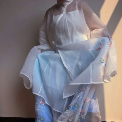 8张高清不露脸的古风女生真人部位头像合集